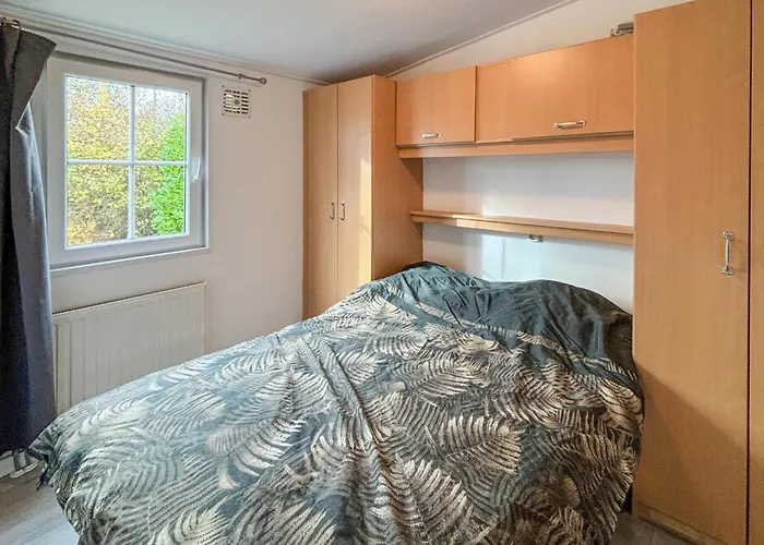 Awesome Stacaravan In With Wifi Kemping Goedereede