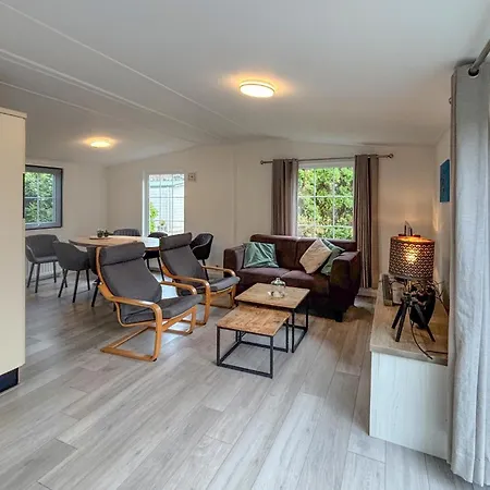 Awesome Stacaravan In With Wifi Κάμπινγκ Goedereede