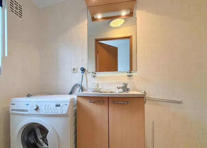 Awesome Stacaravan In With Wifi Κάμπινγκ